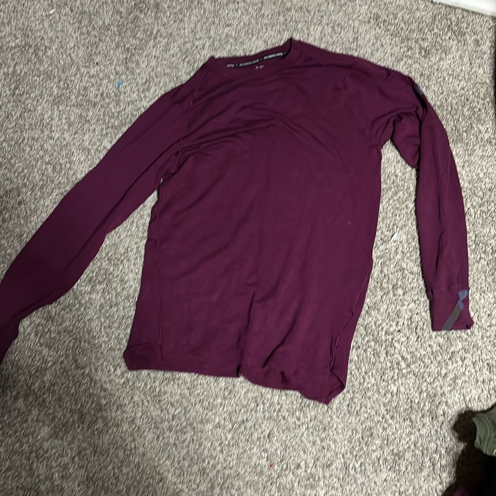 Long sleeve, maroon, running, tight fit
